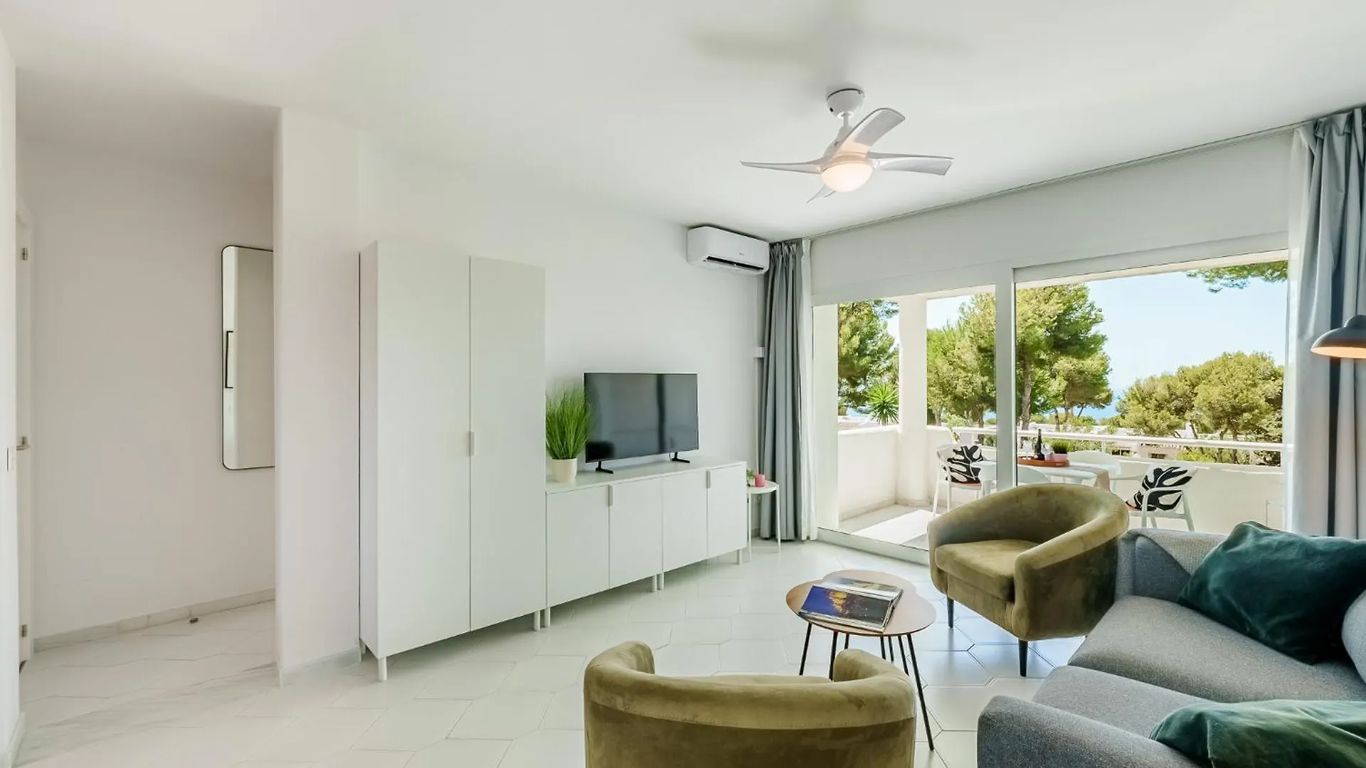 Holiday Retreat At Miraflores Sitio de Calahonda Apartment